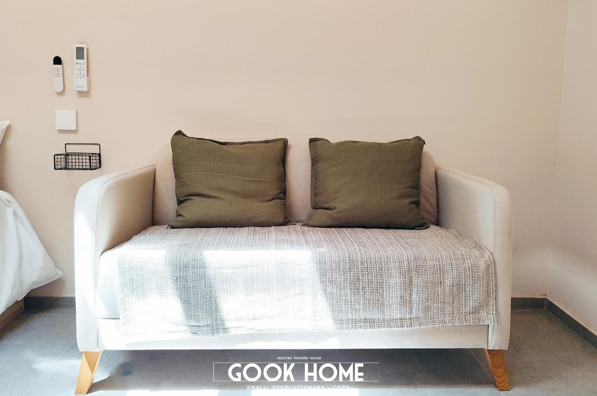 Gook Center *