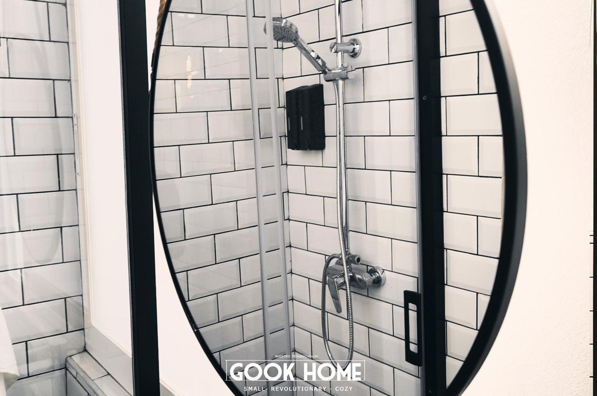 Gook Center Apartment